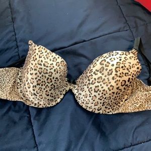 Victoria secret underwire bra